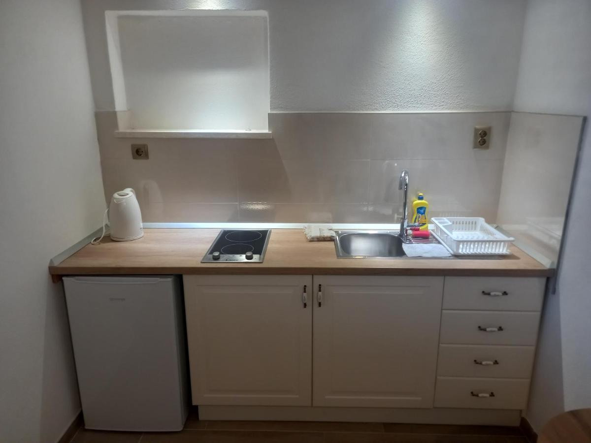 Apartment Karmen Сумартин Екстериор снимка